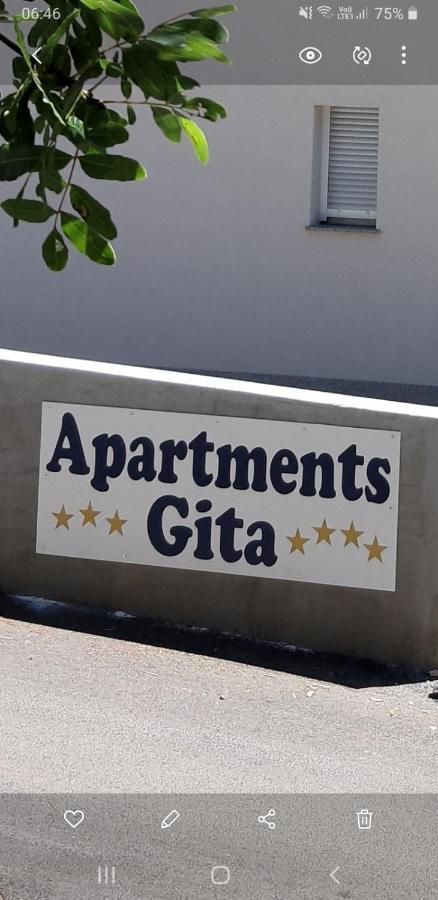 Gita Apartmani Čižići エクステリア 写真