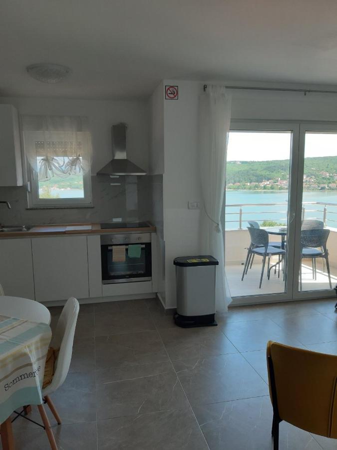 Gita Apartmani Čižići エクステリア 写真