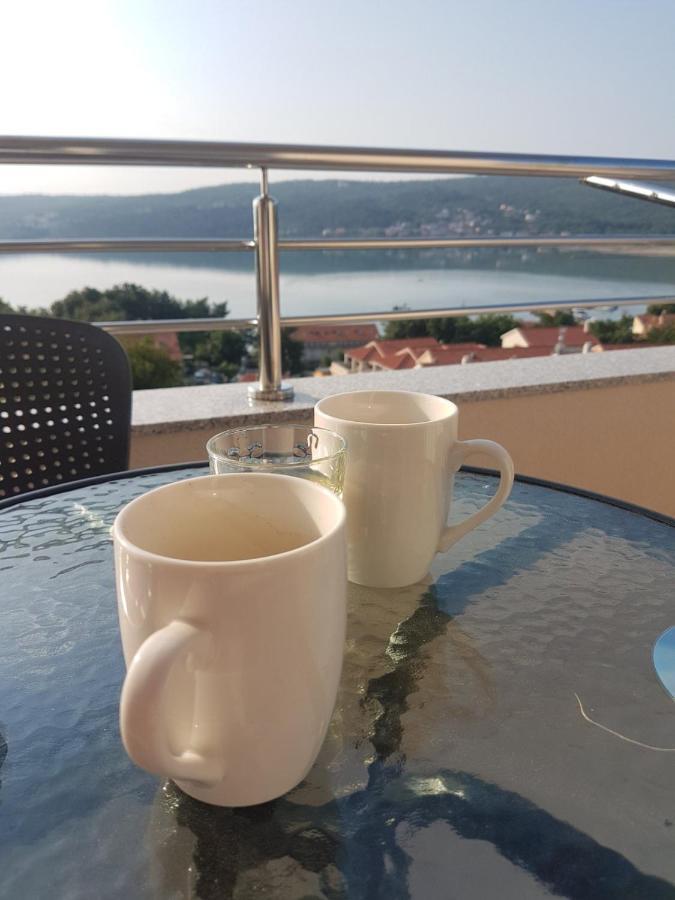 Gita Apartmani Čižići エクステリア 写真